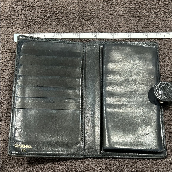 Vintage CHANEL Textured Black Leather Wallet Hologram - Picture 4 of 12